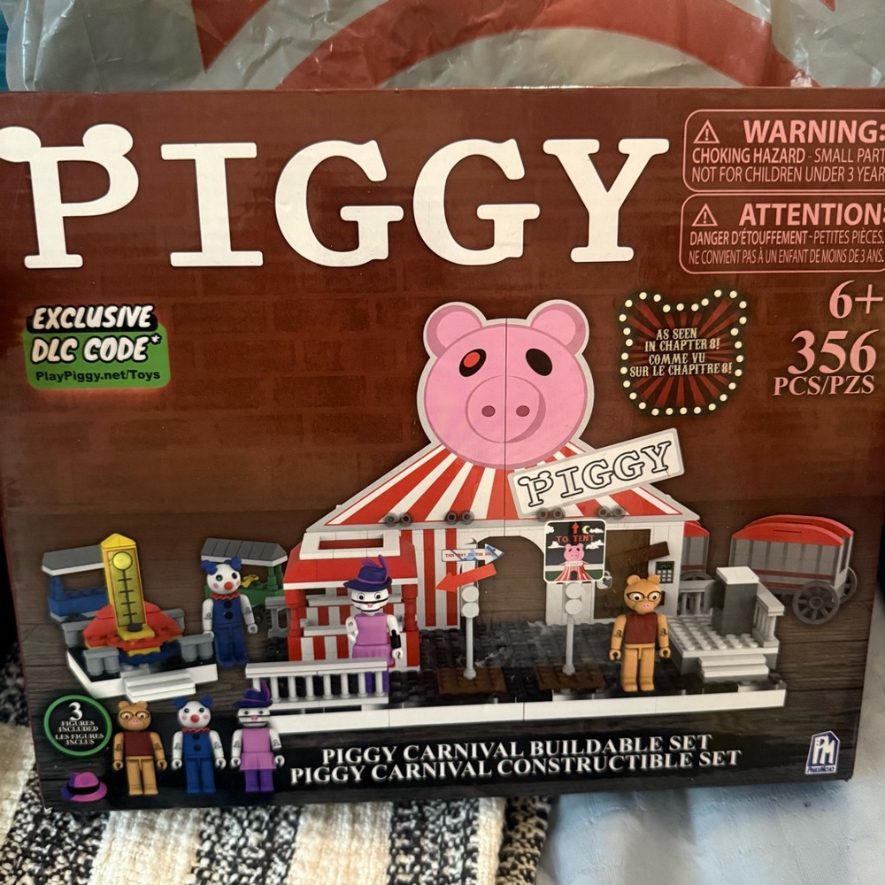 New Piggy Carnival Building Lego Set